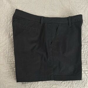 a.n.a black mid rise shorts 5 inch inseam size10